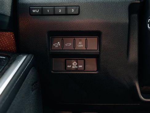 Used 2024 Lexus GX 550 w/ Cold Area Package AWD/4WD image 29