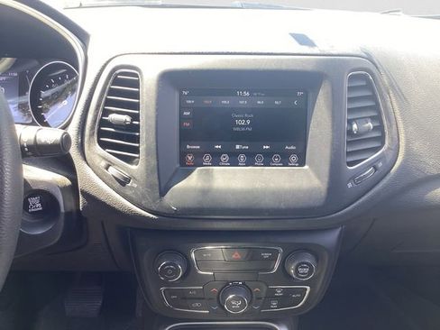 Used 2021 Jeep Compass Sport AWD/4WD image 10