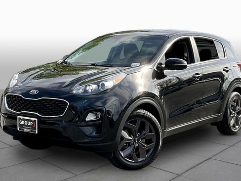 Used 2022 Kia Sportage LX w/ LX AWD Value Edition Package image 3