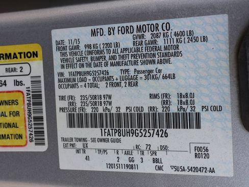 Used 2016 Ford Mustang Premium RWD image 37