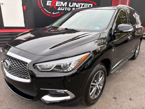 Used 2017 INFINITI QX60 Luxe w/ Premium Plus Package AWD/4WD image 1
