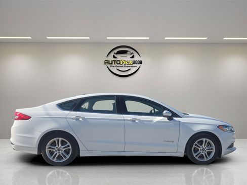 Used 2018 Ford Fusion S image 8