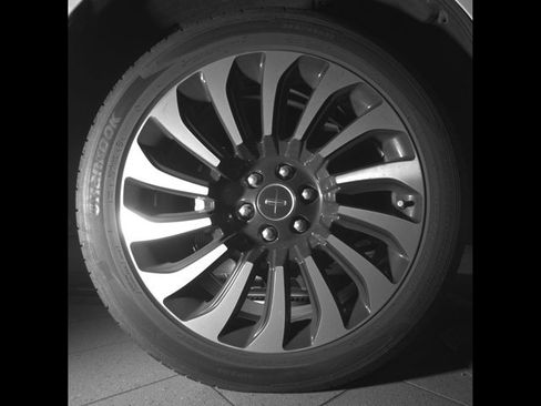 Used 2022 Lincoln Navigator Black Label AWD/4WD image 12