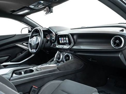 Used 2016 Chevrolet Camaro SS RWD image 22