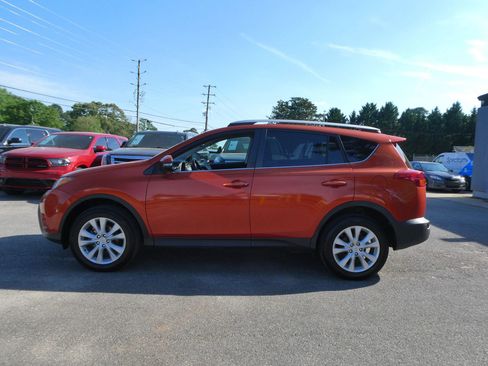 Used 2015 Toyota RAV4 Limited image 9
