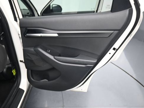 Used 2022 Kia Seltos LX AWD/4WD image 13