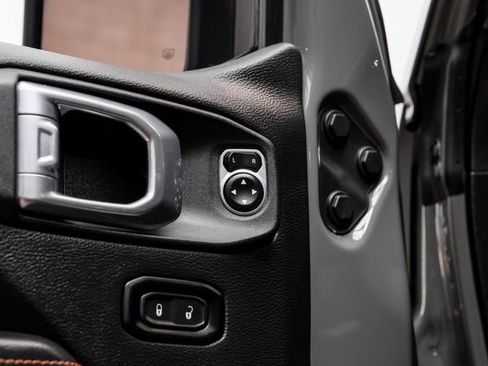 Used 2021 Jeep Gladiator Mojave image 81