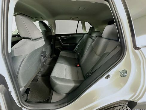 Certified 2025 Toyota RAV4 XLE FWD image 24