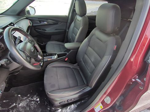 Certified 2022 Chevrolet TrailBlazer RS w/ Sun and Liftgate Package image 19