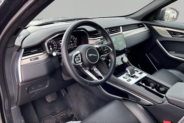 Used 2026 Jaguar F-PACE R-Dynamic S AWD/4WD image 12