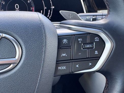 Used 2022 Lexus NX 250 FWD image 9