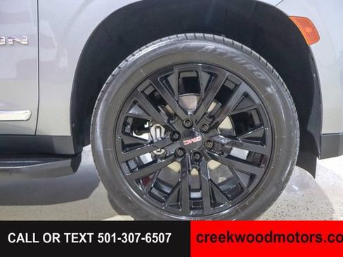 Used 2023 GMC Yukon SLT AWD/4WD image 24