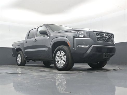 Used 2024 Nissan Frontier SV w/ SV Convenience Package image 44