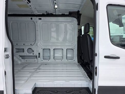 New 2026 Ford Transit 150 148 Medium Roof RWD image 37