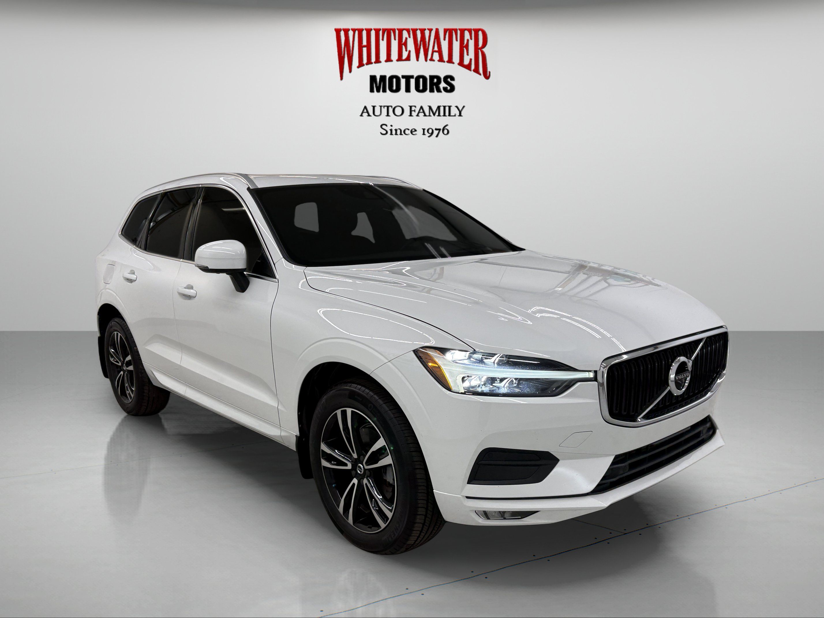 Used 2021 Volvo XC60 T5 Momentum AWD/4WD image 5