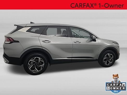 Used 2025 Kia Sportage LX AWD/4WD image 3