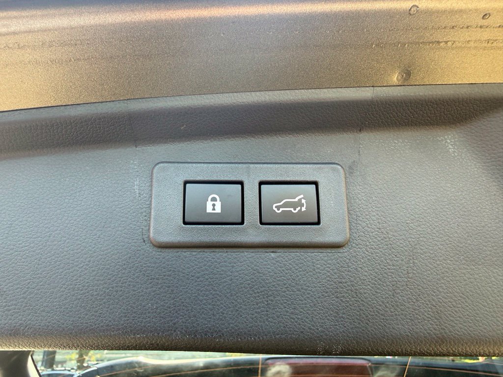 Used 2025 Subaru Outback Premium AWD/4WD image 27