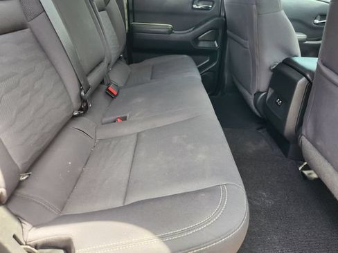 Used 2022 Nissan Frontier SV w/ Technology Package RWD image 30