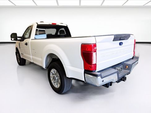 Used 2022 Ford F250 XLT RWD image 5