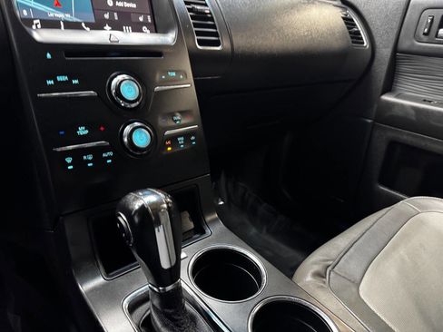 Used 2018 Ford Flex SEL w/ Equipment Group 202A image 24