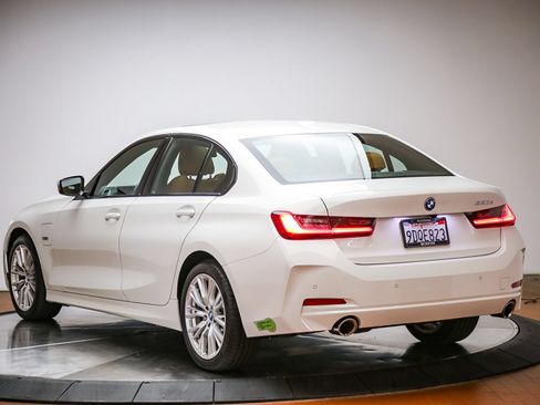 Used 2023 BMW 330e w/ Driving Assistance Package RWD image 2