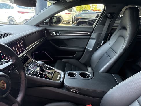 Used 2023 Porsche Panamera Platinum Edition image 24