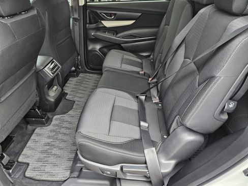 Used 2022 Subaru Ascent Premium w/ Convenience Package AWD/4WD image 17