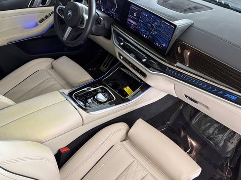 Used 2024 BMW X5 xDrive50e w/ Executive Package AWD/4WD image 36