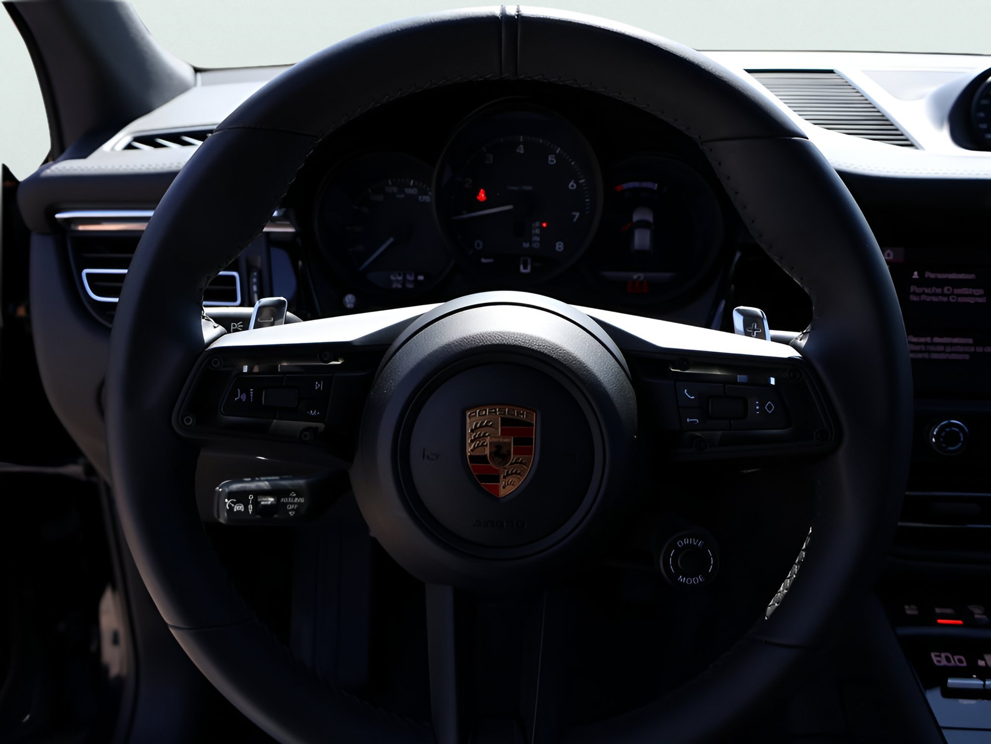 Certified 2026 Porsche Macan AWD/4WD image 28