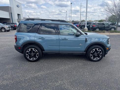 Used 2023 Ford Bronco Sport Outer Banks w/ Tech Package AWD/4WD image 2