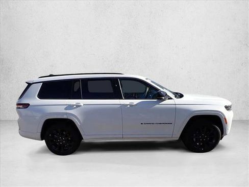 New 2026 Jeep Grand Cherokee L Limited AWD/4WD image 5