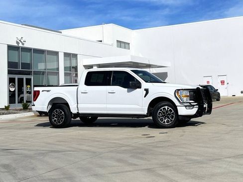 Used 2022 Ford F150 XLT w/ Equipment Group 301A Mid AWD/4WD image 5