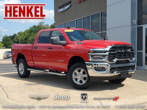 Used 2026 RAM 2500 Big Horn AWD/4WD image 1