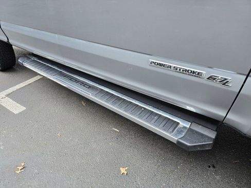 Used 2021 Ford F250 Lariat w/ Lariat Value Package image 12