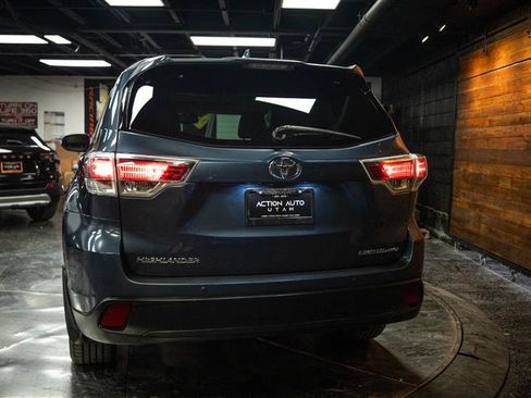 Used 2014 Toyota Highlander Limited Platinum AWD/4WD image 6