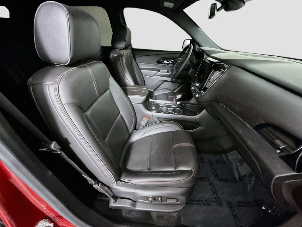 Used 2023 Chevrolet Traverse RS FWD image 29