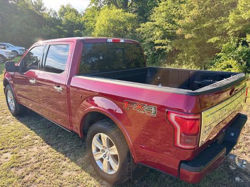 Used 2015 Ford F150 Platinum w/ Equipment Group 701A Luxury AWD/4WD image 5