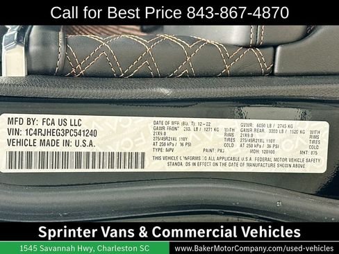 Used 2023 Jeep Grand Cherokee Summit AWD/4WD image 36