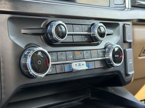Used 2023 Ford F350 Lariat w/ Tow Technology Package AWD/4WD image 23