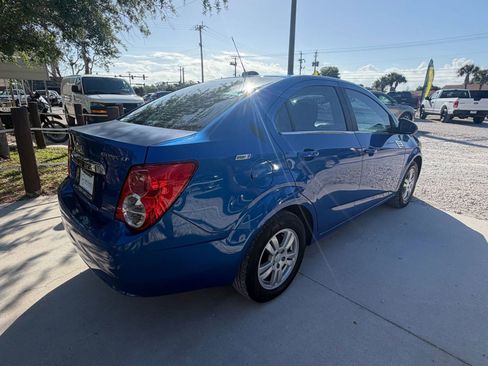 Used 2016 Chevrolet Sonic LT image 6