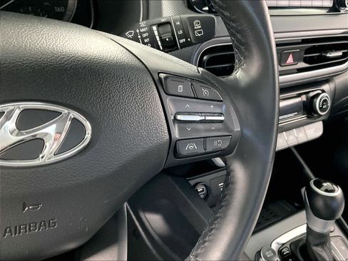 Certified 2023 Hyundai Kona SEL w/ Convenience Package image 25