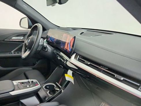 Used 2025 BMW X2 xDrive28i image 20