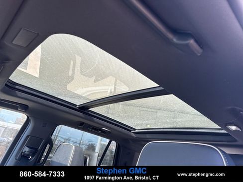 New 2026 GMC Yukon Elevation w/ Elevation Premium Package image 25