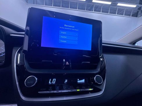 Used 2024 Toyota Corolla LE image 23