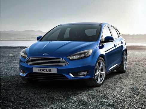 Used 2016 Ford Focus SE w/ Equipment Group 201A FWD image 1