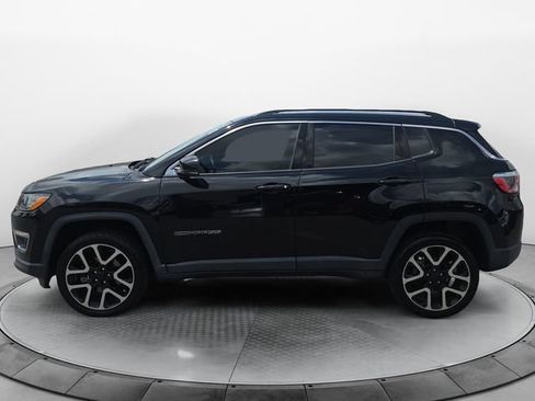 Used 2017 Jeep Compass Limited w/ Navigation Group AWD/4WD image 2