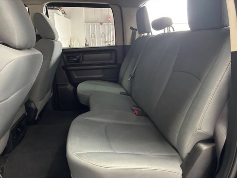 Used 2015 RAM 1500 Express AWD/4WD image 18