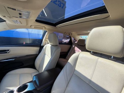 Used 2013 Toyota Avalon XLE Premium FWD image 12