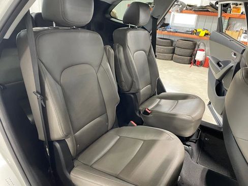 Used 2017 Hyundai Santa Fe Limited w/ Cargo Package AWD/4WD image 20
