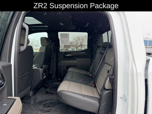 Used 2023 Chevrolet Silverado 1500 ZR2 w/ Technology Package image 9